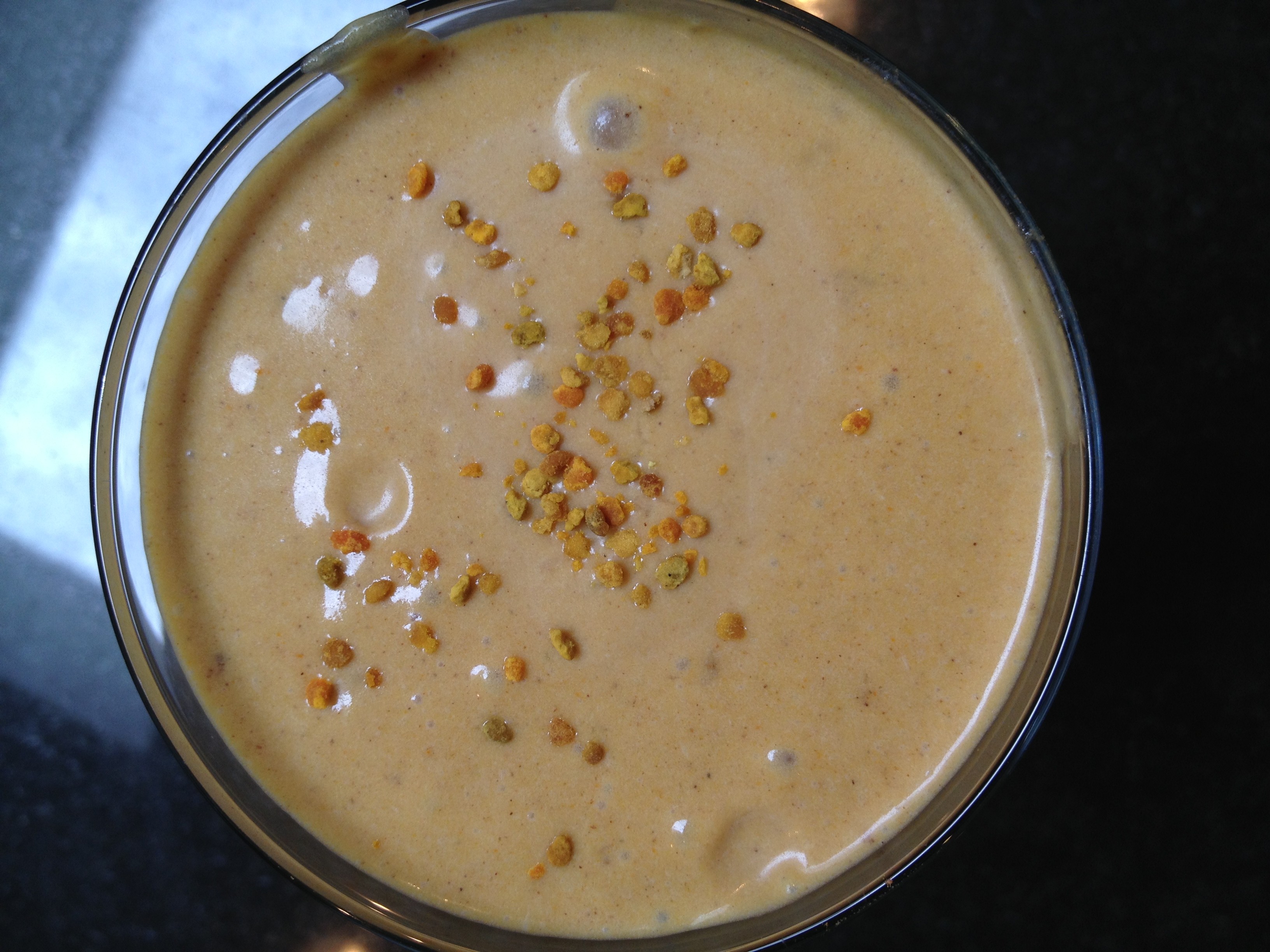 Creamy Pumpkin Spice Superfood Smoothie!