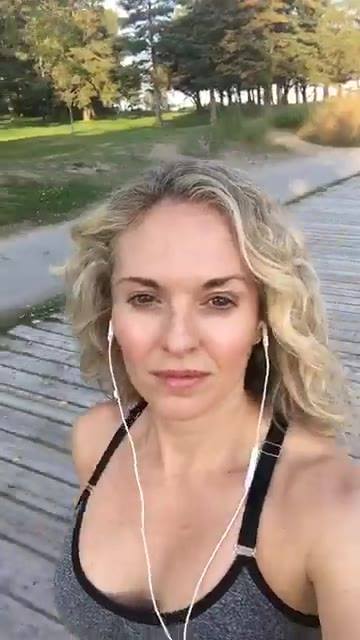 A little chat about what you’re telling yourself on repeat.  Your environment is everything, choose wisely!